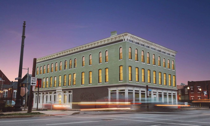 Phoenix Hill Apartamento | King Suite - Hancock House Louisville