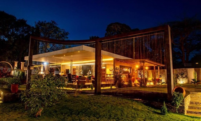 Moshi Hotel | Kinga Home Suites