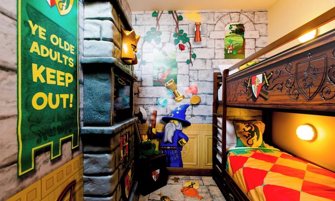 Cypress Gardens Hotel | Kingdom Theme Standard: Fairy-Tale Dreams, Onsite Dining, LEGOLAND Next Door