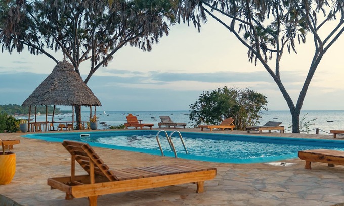 Pangani Complejo | Kingfisher Beach Resort