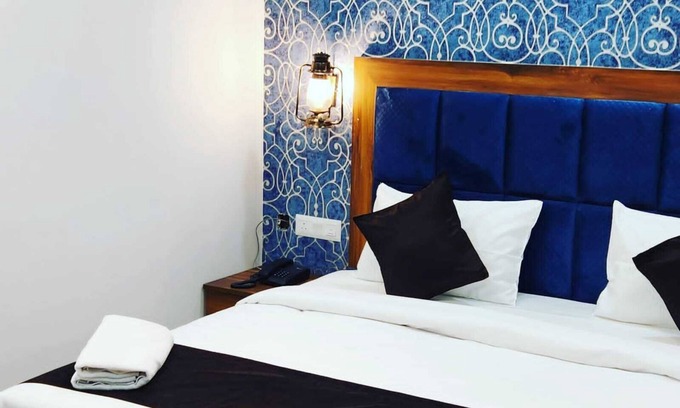 Gurugram Hotel | Kingfisher Luxury Resort