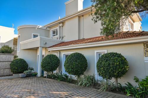 Humewood Casa | Kingsbeach Cottages