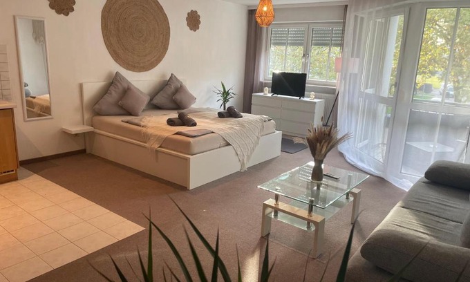 Freilassing Apartamento | Kingsize Bett BOHO Apartment mit Tiefgarage nähe Salzburg