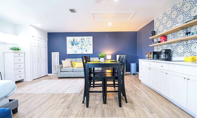 Buena Ventura Lakes Apartamento | *KingSizeBed*NrDisney* 100%private*PetsOK