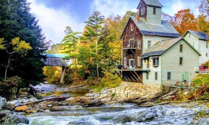 North Clarendon Otro | Kingsley Grist Mill, Covered Bridge and Waterfall.