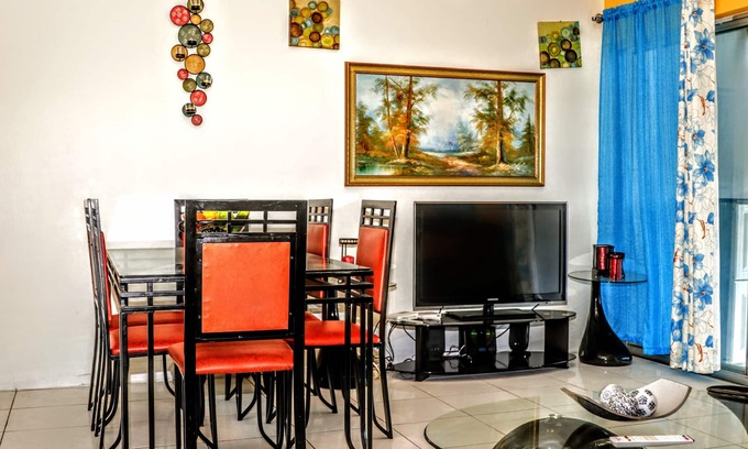Beverly Hills Apartamento | Kingston Embassy Suite