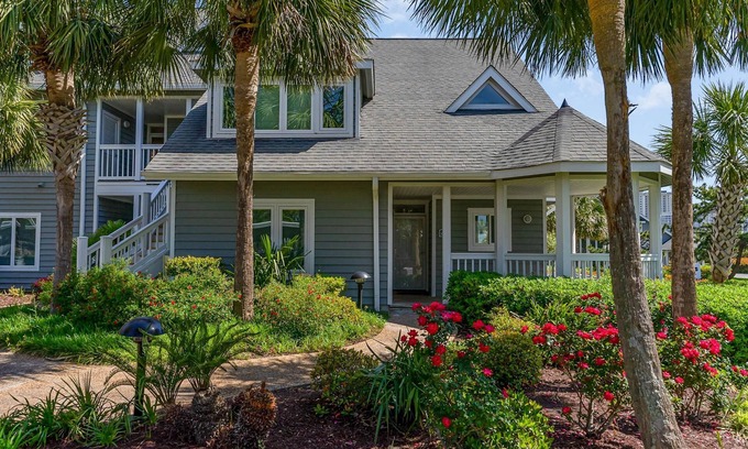 Arcadian Shores Casa | Kingston Residences Resort 3 and 4 Bedroom Villas