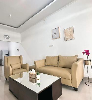 Rajabasa Villa | Kino Stay - 3 bedrooms Modern Minimalist House