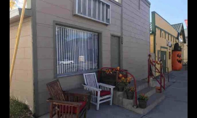 Kiowa Casa | Kiowa Main Street Retreat 120+ year old home