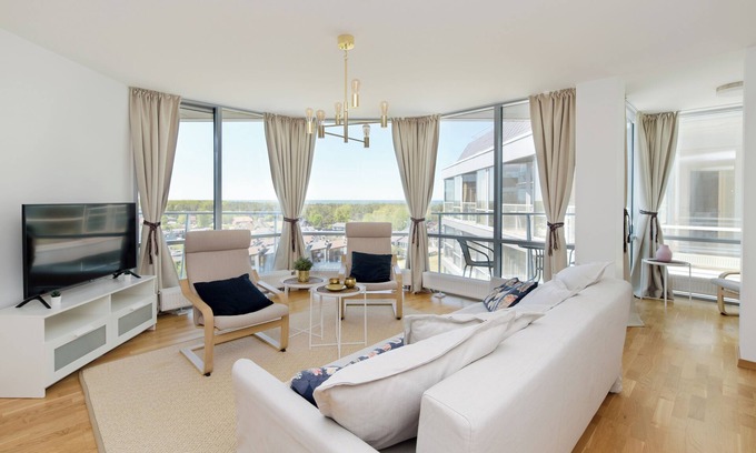 Sventoji Apartamento | Kiro apartamentai Elija su vaizdu į jūrą