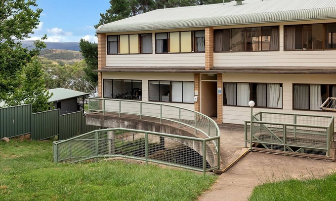 Jindabyne Apartamento | Kirwan 22 is a centrally located