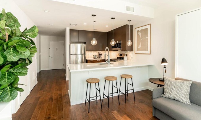 Central Business District Apartamento | Kislak 601 1BR Penthouse with Stunning Rooftop Terrace