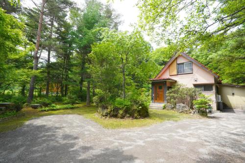 Tsumagoi Casa | Kitakaruizawa Isshoan ~北軽井沢 一菖庵~