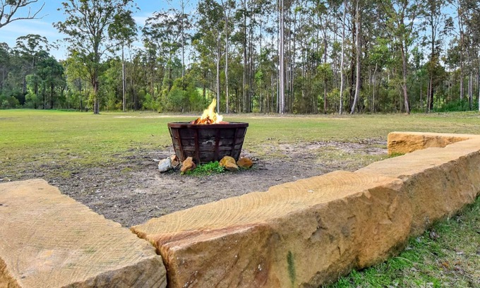 Kitchener Casa | Kitchener Country Estate with Pool Hot Tub on private acres that sleeps up to 18