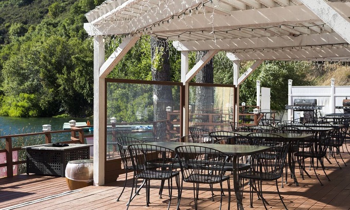 Upper Lake Cabina | Kitchenette con cama Queen - The Lodge At Blue Lakes