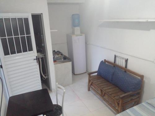 Ze Amandio Apartamento | Kitnet tipo studio cozinha e banheiro privativos Bombinhas