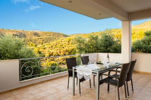 Kitries Casa | Kitries Summer Getaway - Eden Cozy Suite