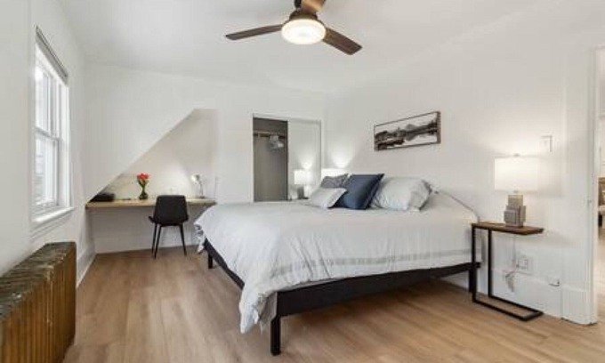 Kitsilano Casa | Kitsilano Home Away from Home!