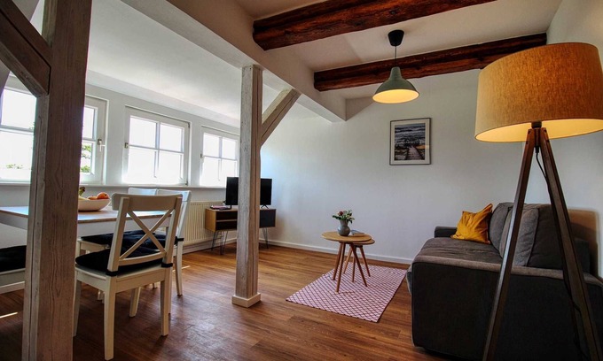 Stahlbrode Apartamento | Kleine Giebelwohnung im Fischerhaus von 1877 - Ferienhaus Makrele von 1877