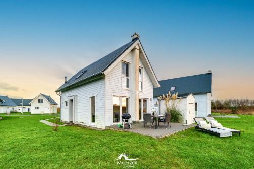 Olpenitz Casa | Kleine Perle Beachhouse-Charme in Strandnah, mit Kamin & Badewanne