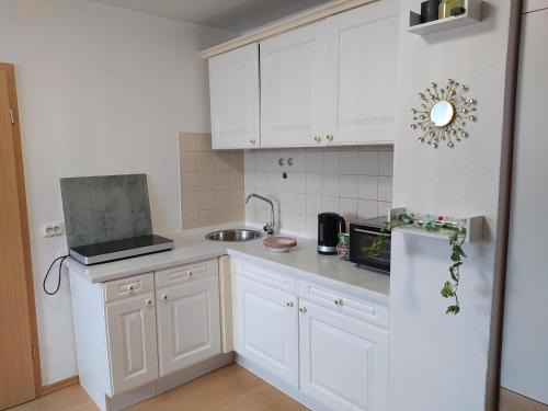Loehne Apartamento | Kleine Wohnung