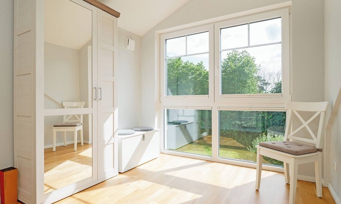 Monchneversdorf Casa | Kleines Schwedenhaus am See mit Sauna und Terrasse in Mönchneversdorf