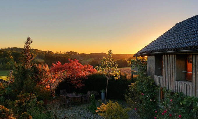 Halver Casa | Kleines Haus Mitten in der Natur mit Eigener Terrasse und Sonnenbalkon