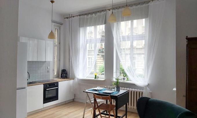 Wrzeszcz Apartamento | Klimatyczny Apartament w Kamienicy we Wrzeszczu
