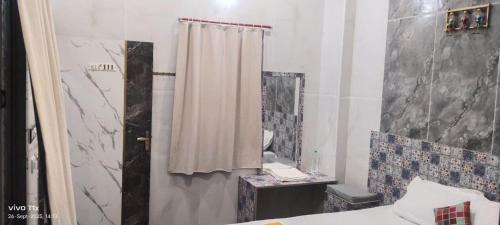 Central Chennai Hotel | KLS Oceanic INN