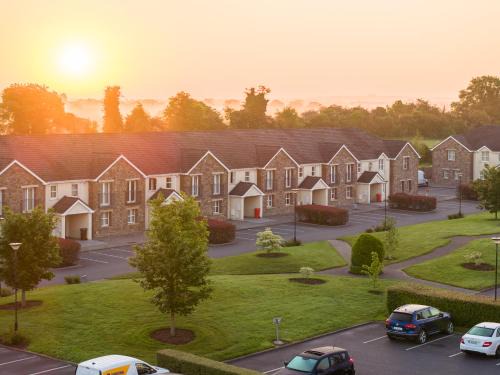 Trim Casa | Knightsbrook Hotel Courtyard Accommodation