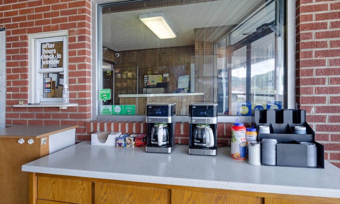 Hillsville Casa | Knob Hill Motor Lodge – Hillsville