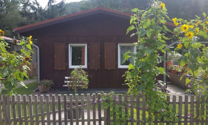 Wernigerode Casa | Casita crujiente en el borde del bosque