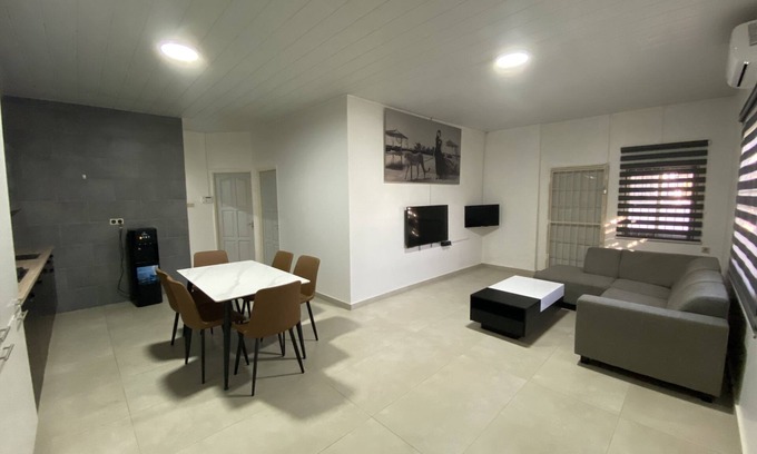 Paramaribo Casa | Knusse Vakantie Woning Voor Kort of Lang Verblijf. Volledige Gemeubileerd