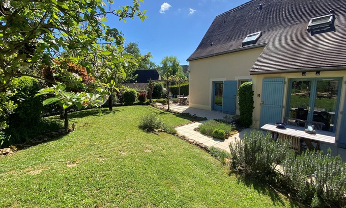 Carsac-Aillac Casa | Knusse Vakantiewoning Vlakbij Dordogne, Gratis Gebruik van Zwembad, Tennisbaan