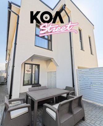 Brasov Apartamento | KOA - Street