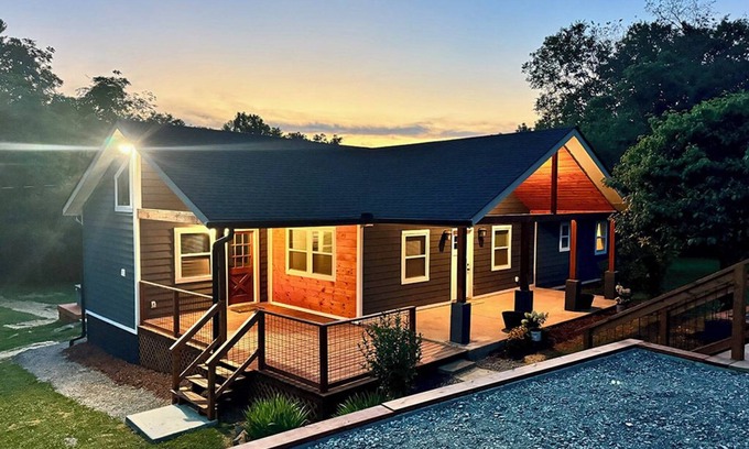 Kodak Cabina | Kodak - Deer Retreat - 3 bedroom - sleeps 6