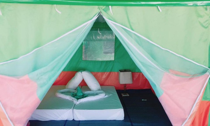 Ko Ngai Otro | Koh Ngai Camping Restaurant @ Bar