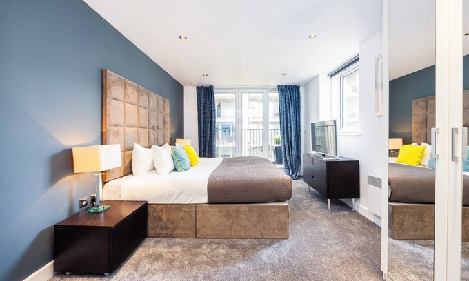Docklands Apartamento | Koks Mews 2 Bed 2 Bath Apartment - ExCeL