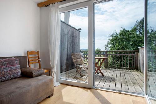 Deggenhausertal Apartamento | Kombi Wohnung