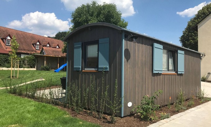 Aue Apartamento | Cómodo y espacioso Schäferwagen con electricidad y Heitznetzanschluss y una mini cocina.
