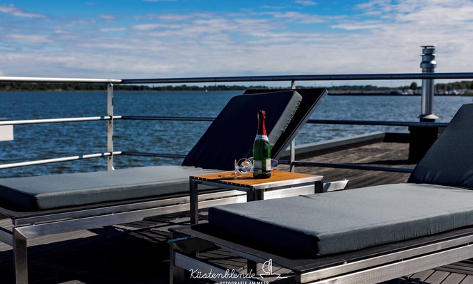 Ribnitz Alquiler De Eote | Komfortables Hausboot Arielle in Ribnitz-damgarten