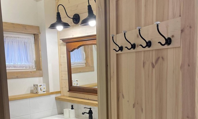 Sokolec Apartamento | Komfortowe apartamenty w Górach Sowich, blisko natury.