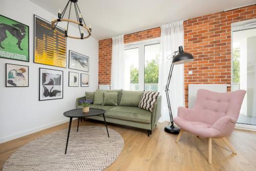 Bielany Apartamento | Komfortowy Apartament dla 4 osób z Parkingiem by Noclegi Renters