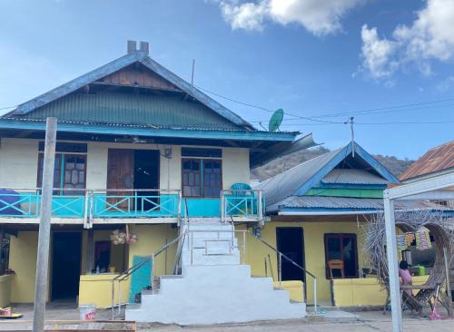 Komodo Casa | Komodo Star Homestay