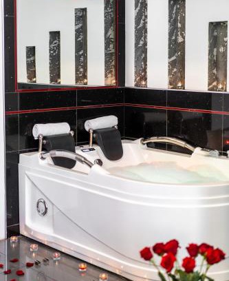 Stare Miasto Apartamento | Komorowski Luxury Guest Rooms