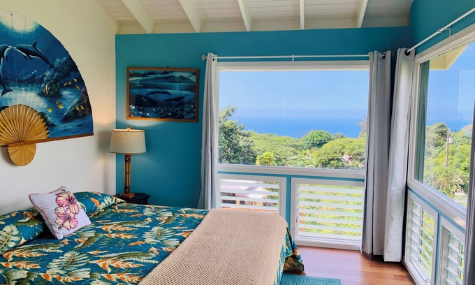 Honalo Casa | Kona Coffee Mountain Getaway, in Holualoa