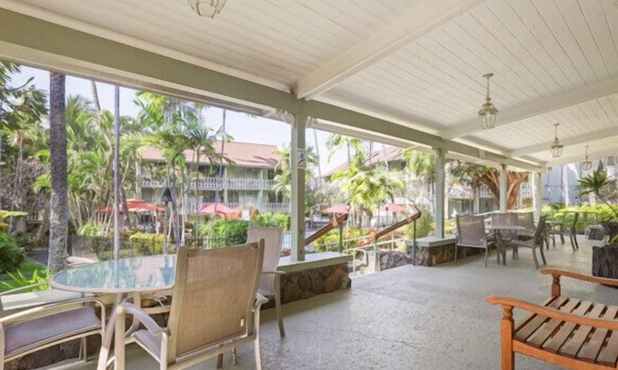 Historic Kailua Village Hotel | Kona Islander Vacation Club