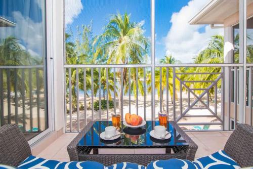 Rum Point Casa | Korner Kai Condo