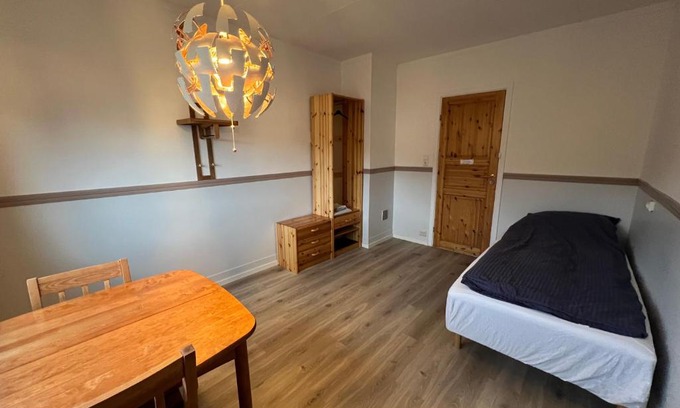 Selje Casa | Koselig rom i vakre omgivelser - Saltnes