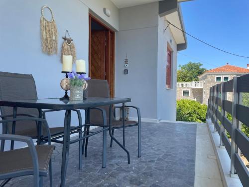 Kambos Apartamento | Kouneli's House with Garden